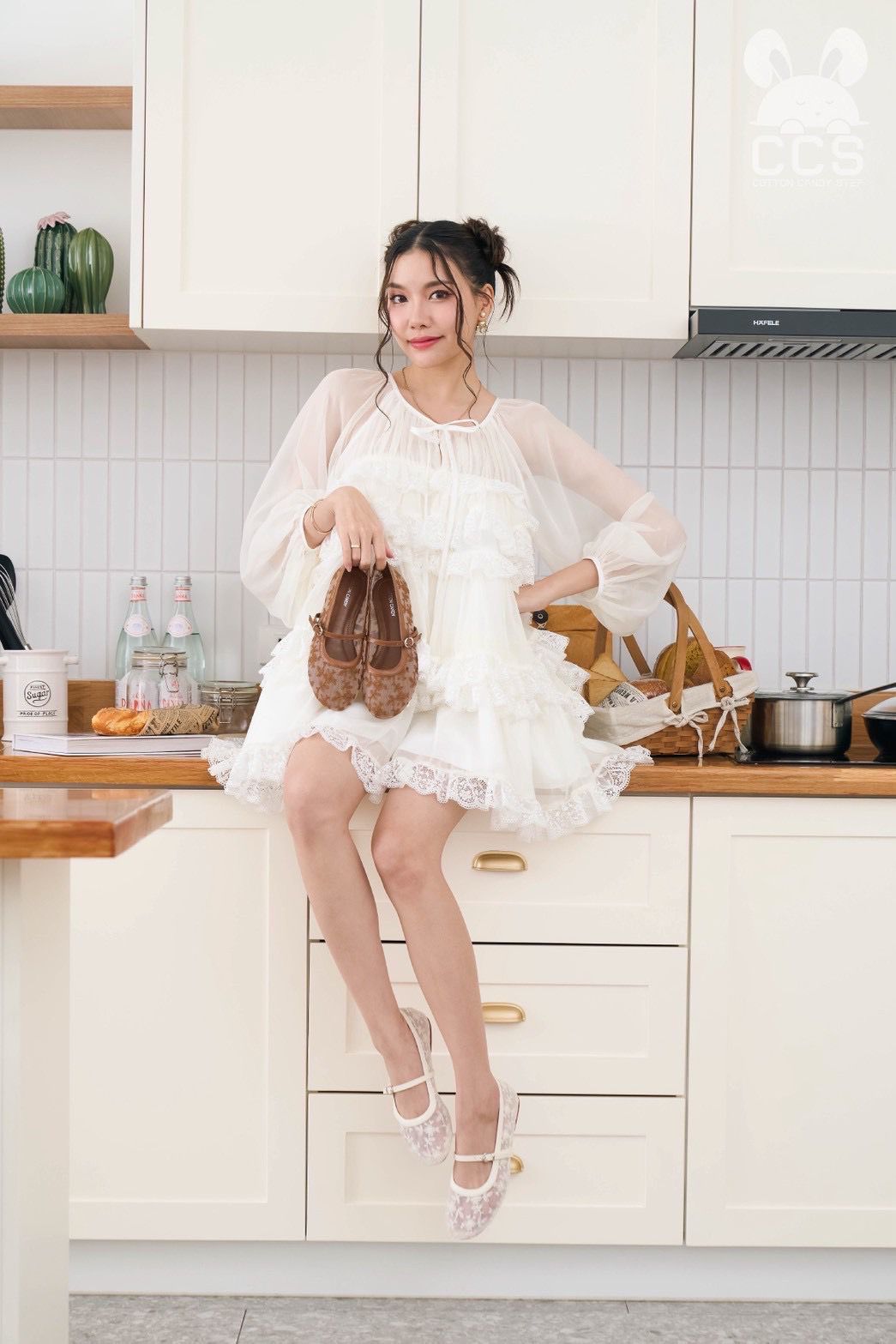 Sophisticated Floral Mary Jane Shoes – Versatile Style for Women