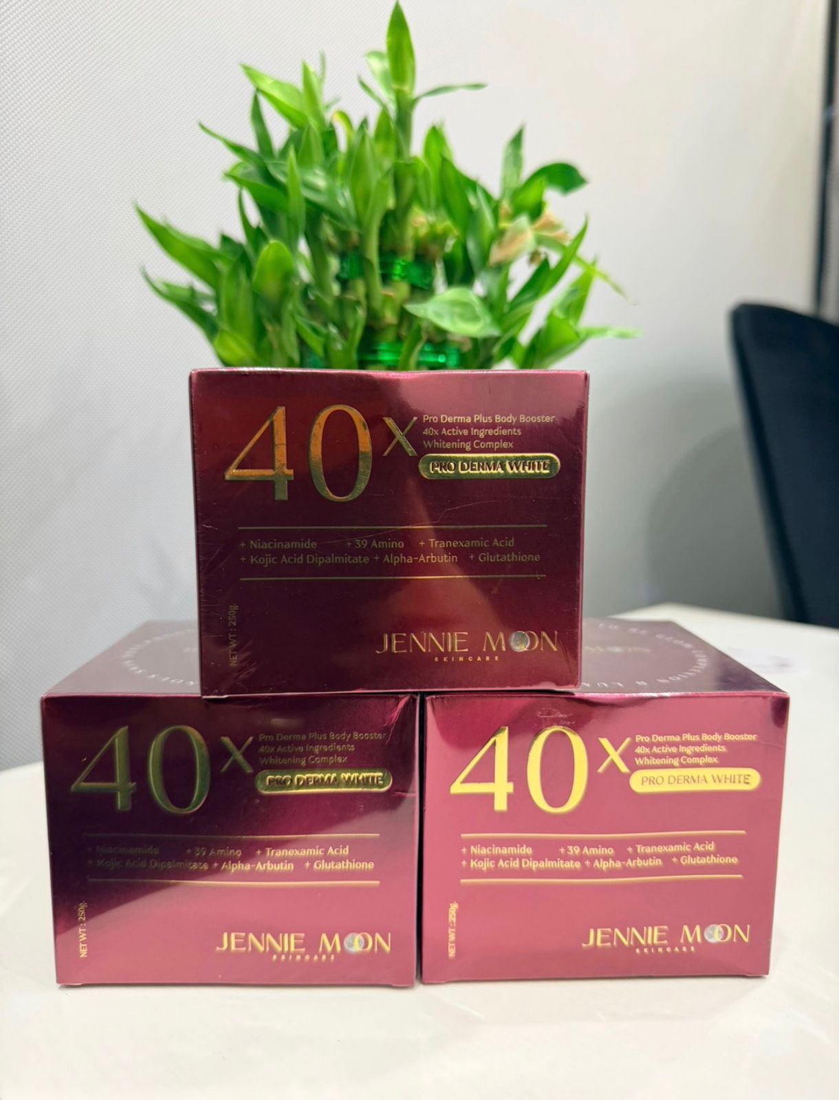 Jennie Moon Skincare 40X Pro Derma Plus Body Booster